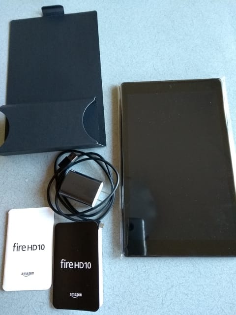 Fire HD 10 パッケージ一式