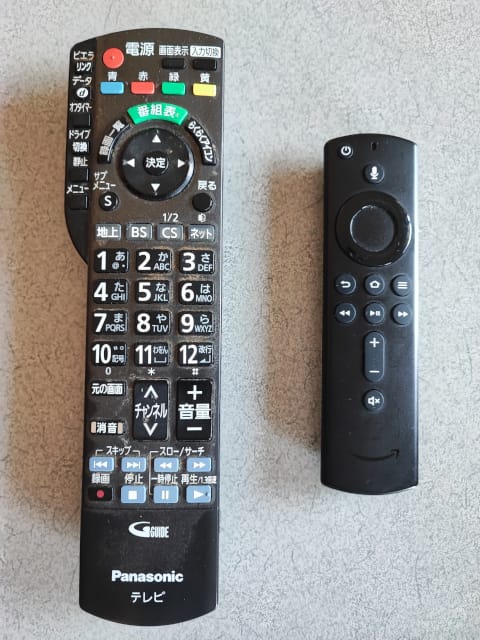 Panasonic VieraのリモコンとAmazon Fire TV Stick第2世代リモコン