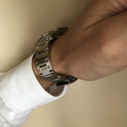 ちょうど良い腕時計の金属ベルト