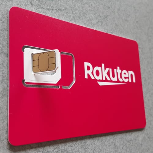 楽天モバイルRakuten UN-LIMIT V SIMカードをnanoSIMサイズに切り取り